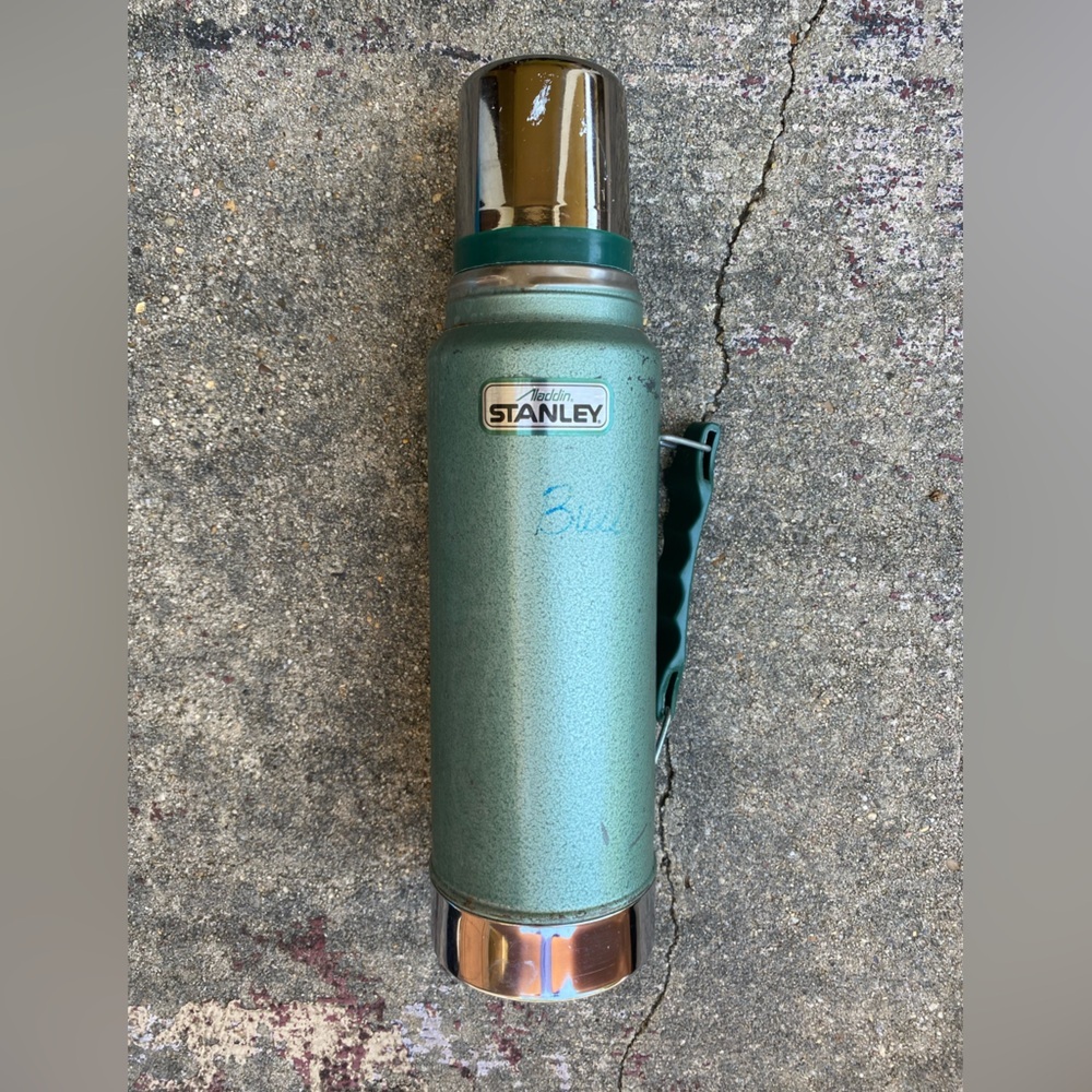 Vintage Retro Stanley Aladdin Green Thermos with Silver Top 1 Quart Hot and Cold